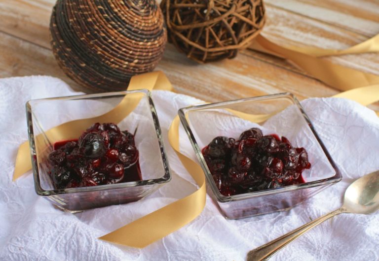 Cherry and Vanilla Cranberry Sauce for Thanksgiving side dish | MakeItGrateful.com