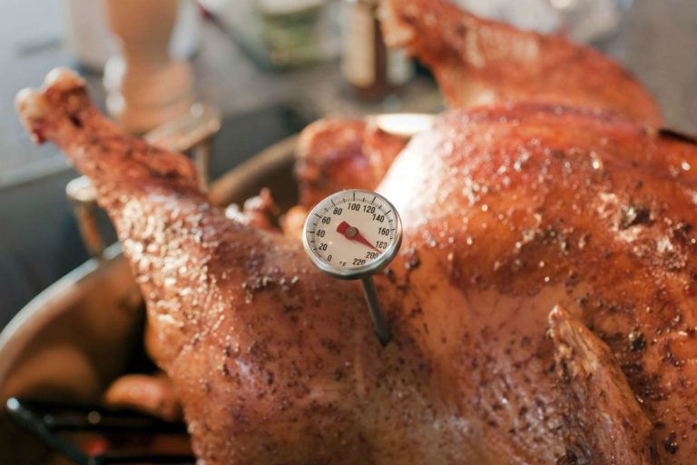 Use your thermometer the right way for juicy turkey every time | MakeItGrateful.com