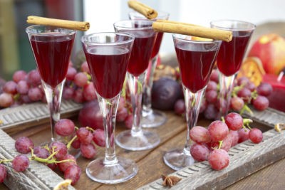 Red Grape Juice Cocktail | MakeItGrateful.com
