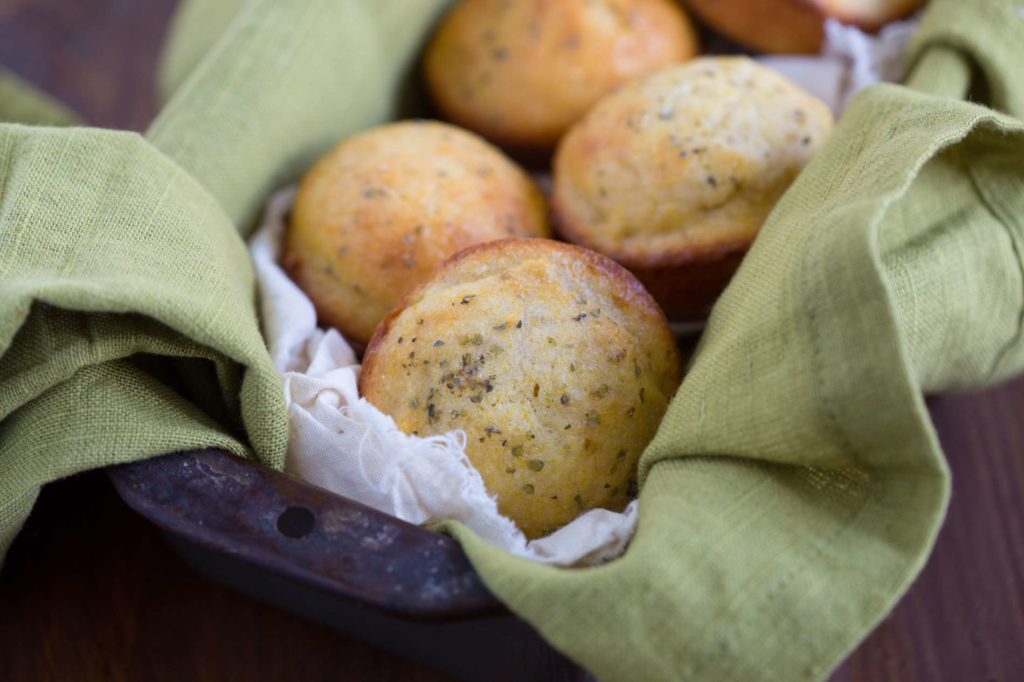 delicious cornbread muffins with rosemary and honey