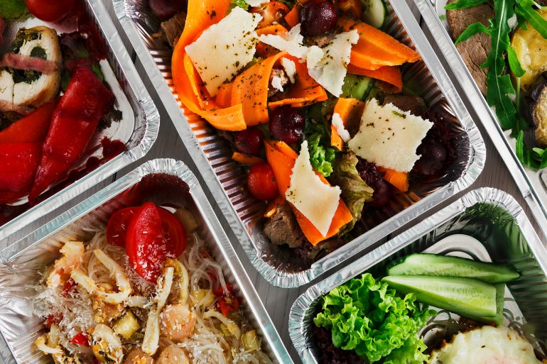 Healthy food to go boxes