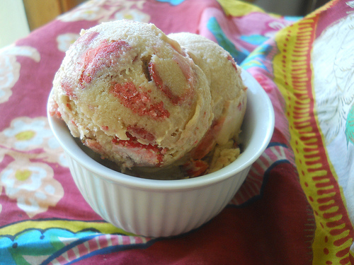 Strawberry Honey Balsamic Ice Cream