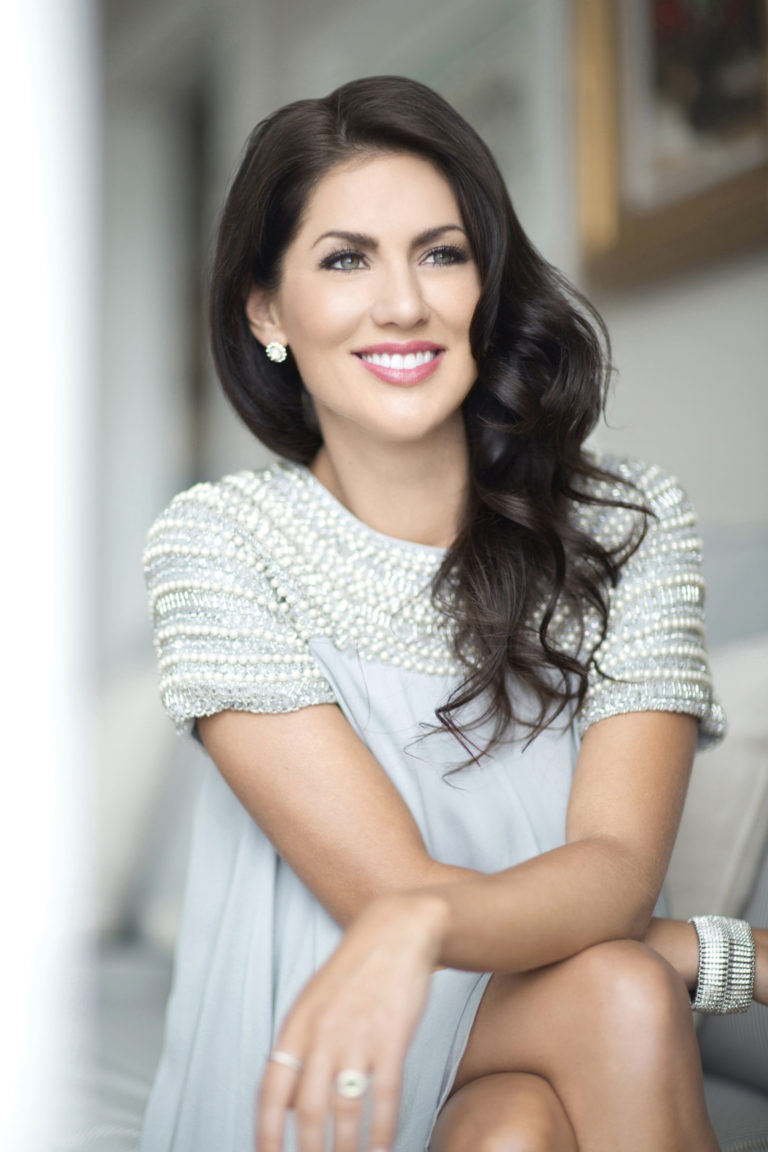 Jillian Harris gets in the holiday spirit with