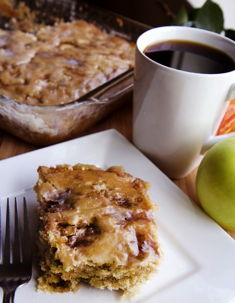 Apple fritter coffee cake - Divas Can Cook