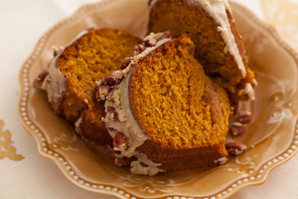 Thanksgiving Pumpkin Bundt Cake with Brown Sugar Glaze and Pecans