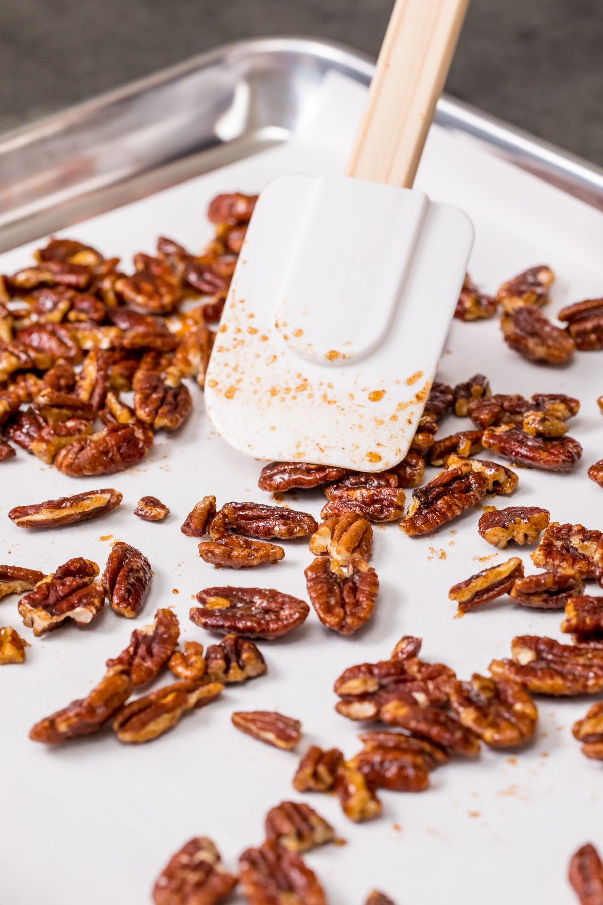 Toasted and candied pecans