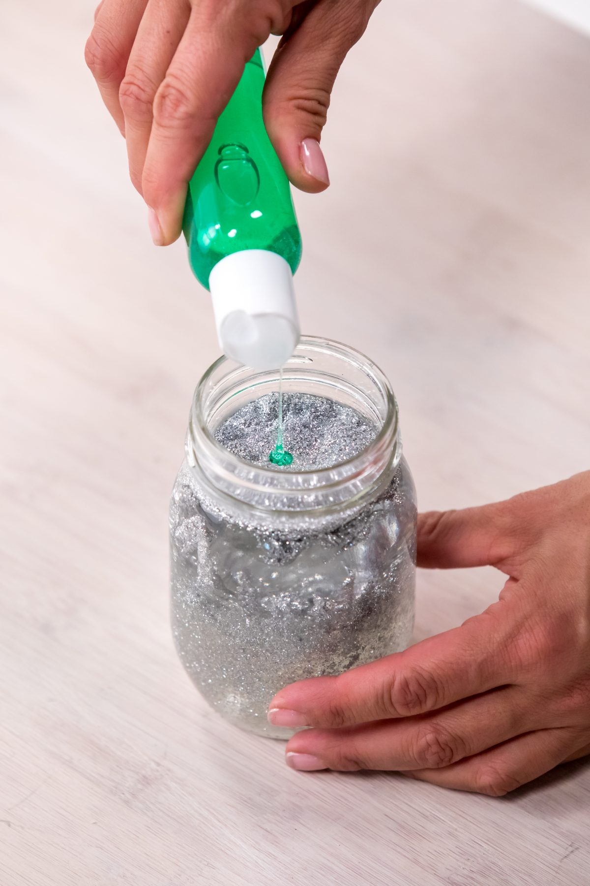 How to make a glitter jar