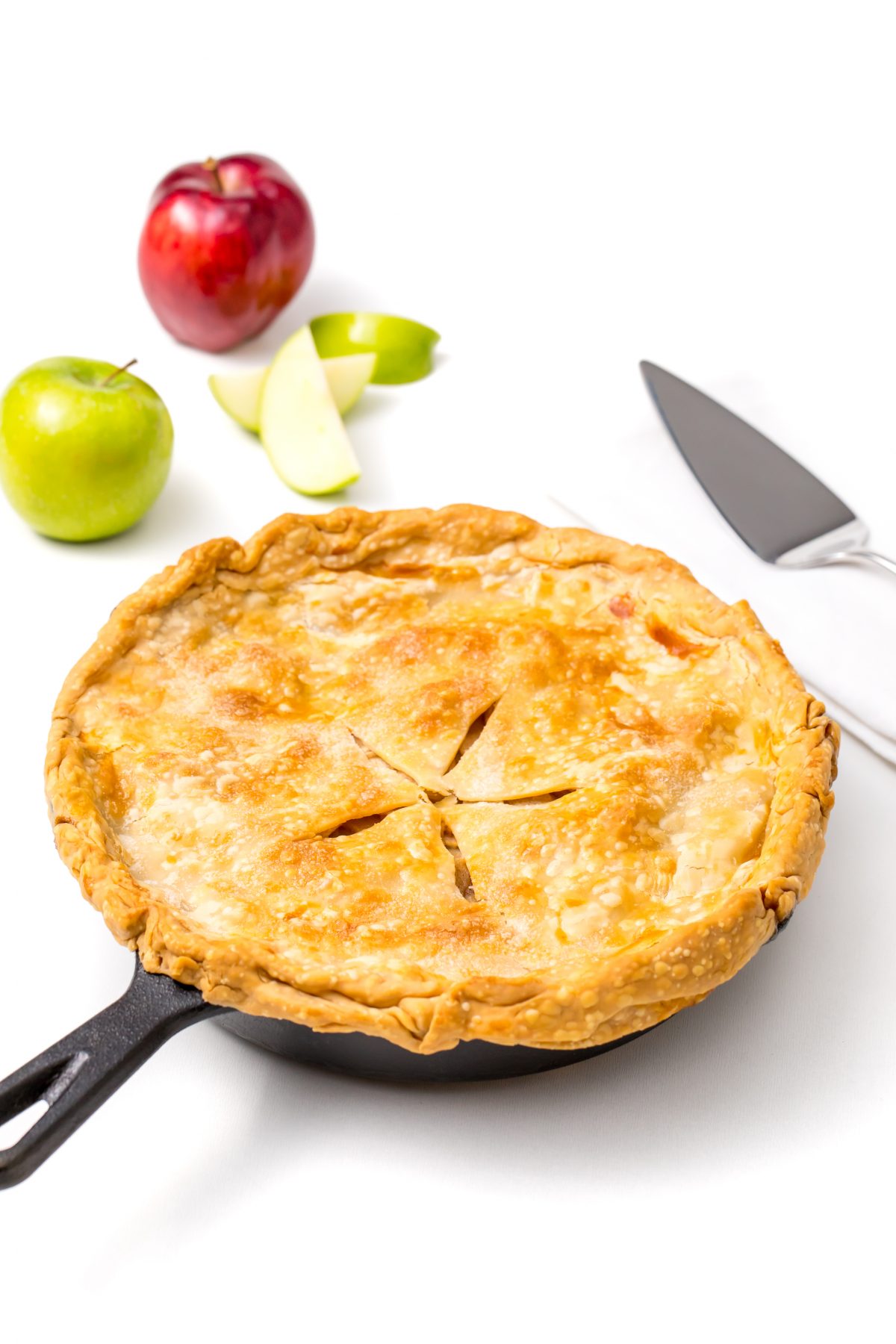 Easy skillet apple pie