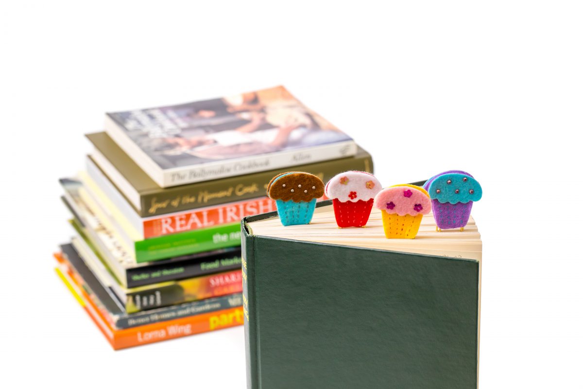 Cupcake paperclip dresses up any novel