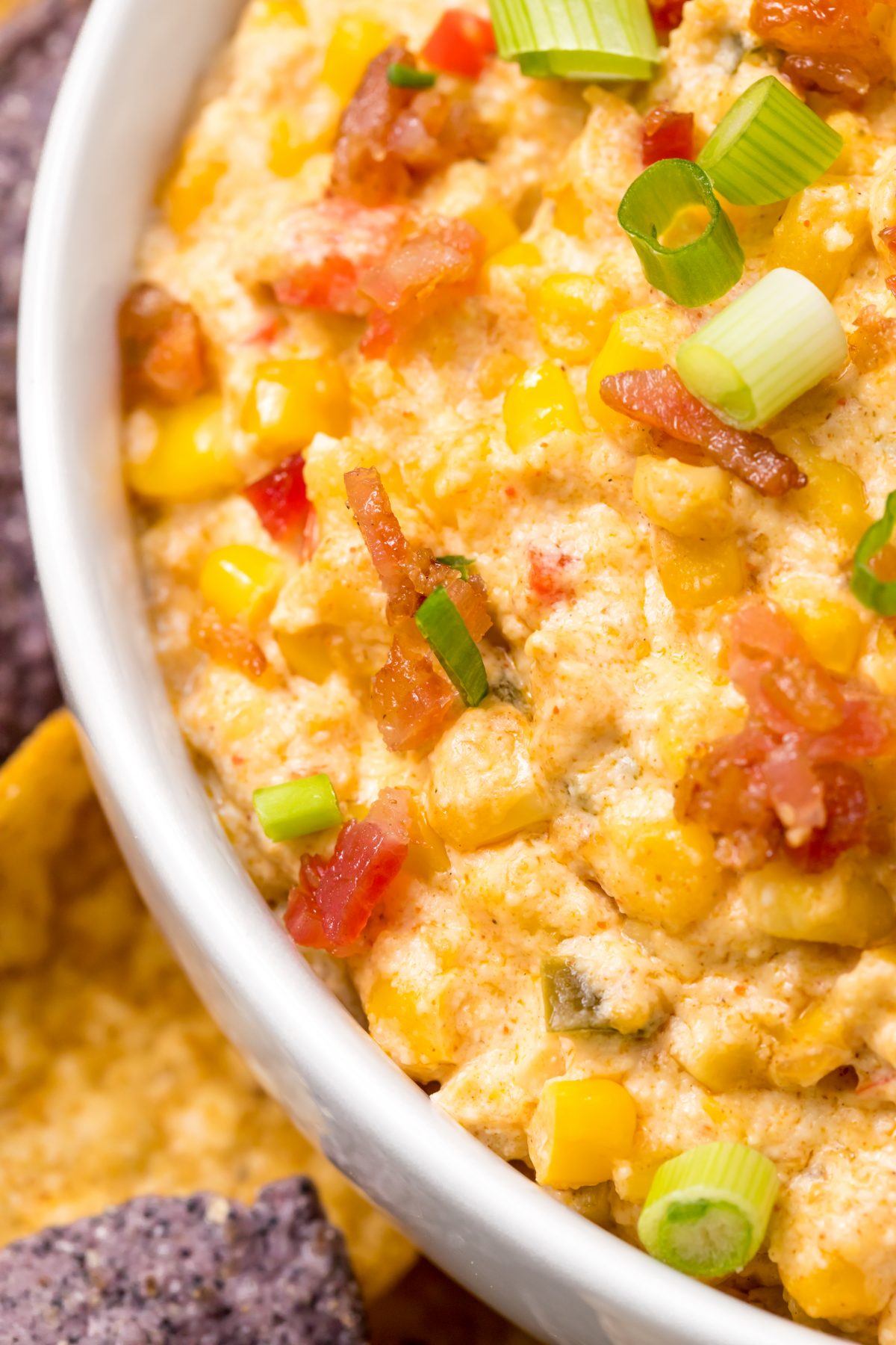 Creamy cheese, with crispy bacon, sweet corn and spices are delicous together!