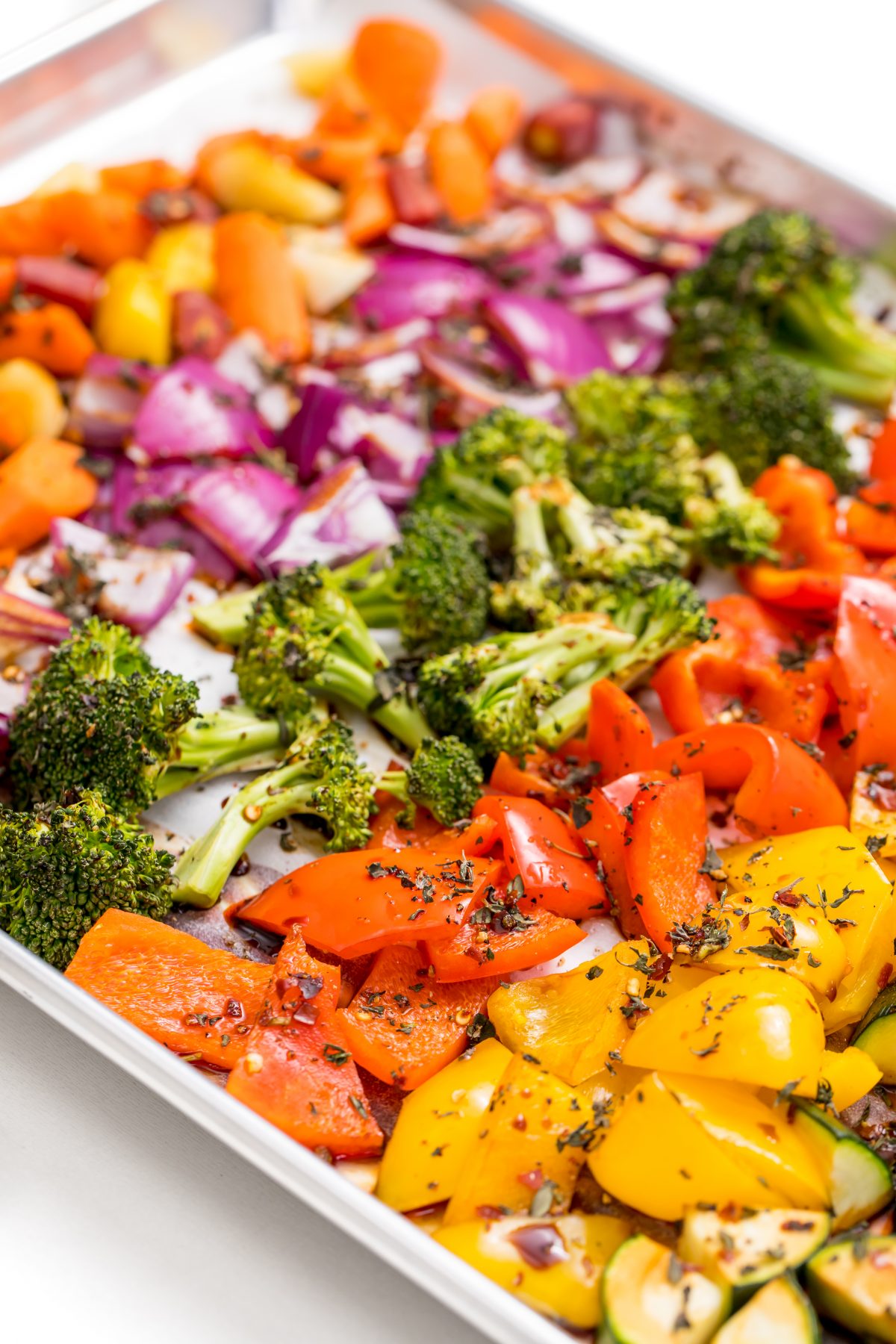 These Rainbow roasted vegetables are so simple to make!
