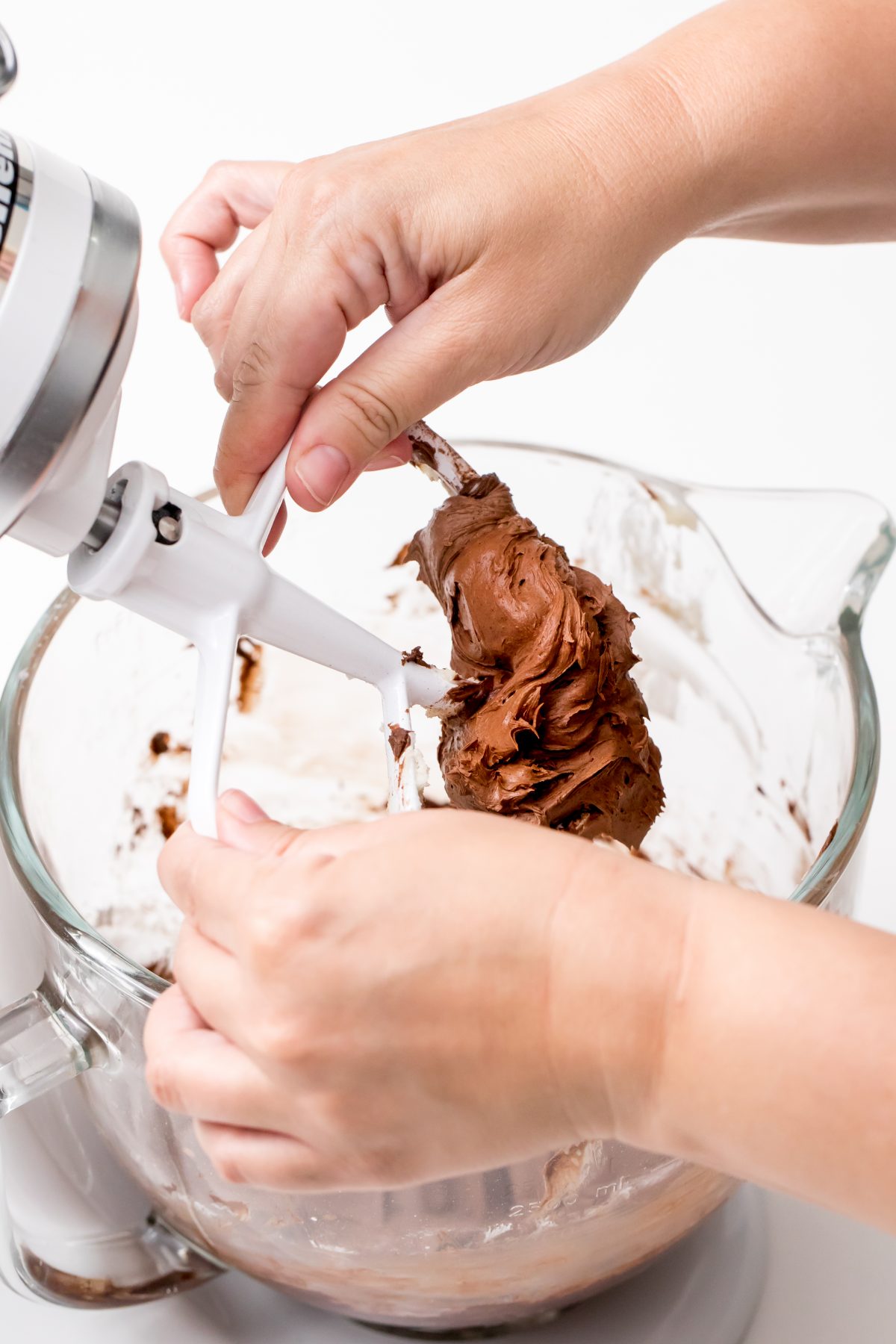 Combine butter, powdered sugar, vanilla, heavy cream and cocoa powder to make smooth chocolate buttercream