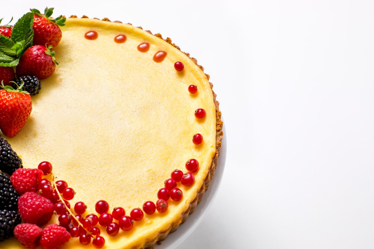 5D4B0486 - Holiday Cheese Tart with Strawberry Glaze