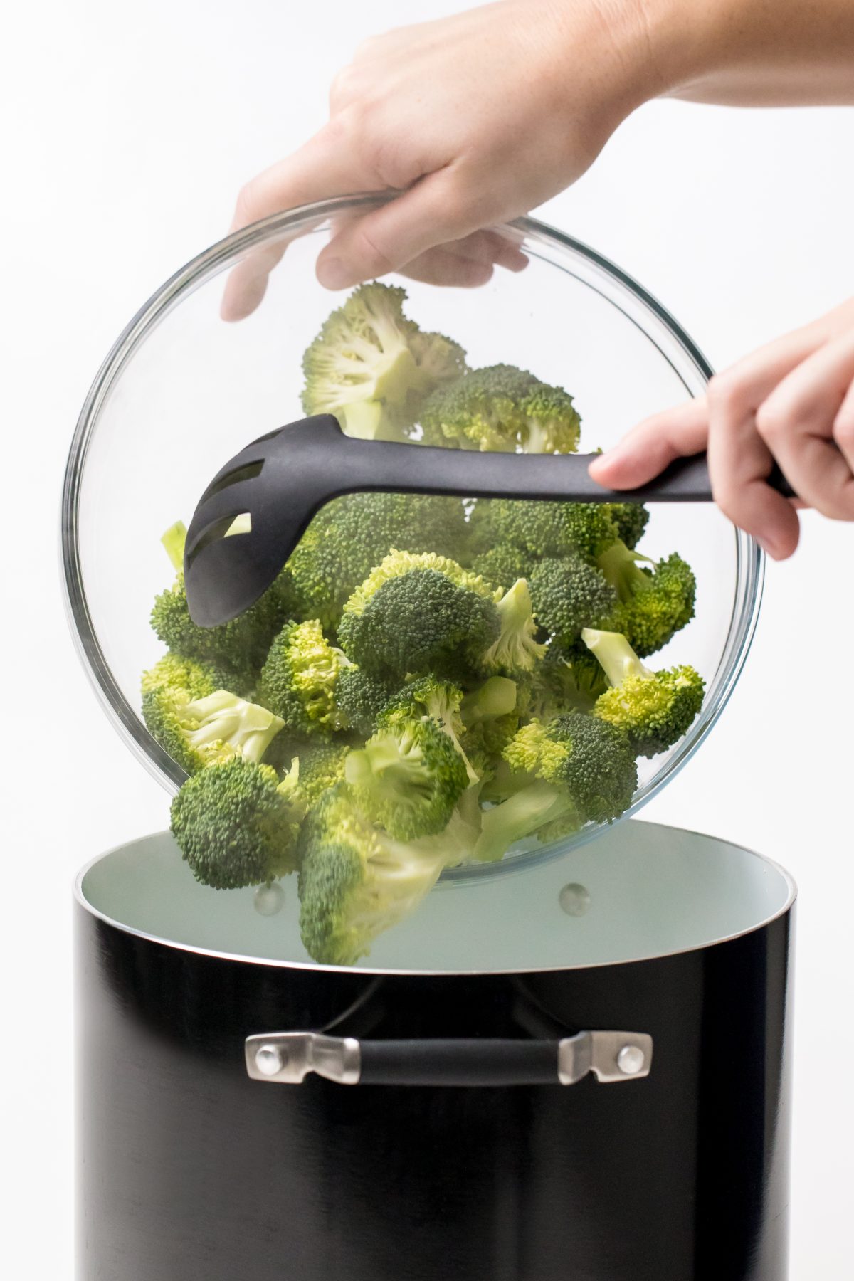 5D4B2456 - Broccoli Salad - Blanch the broccoli florets