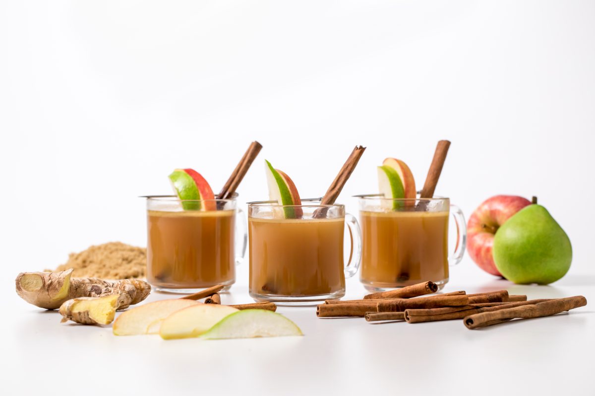 5D4B2594 - Hot Apple Cider with Buttered Rum