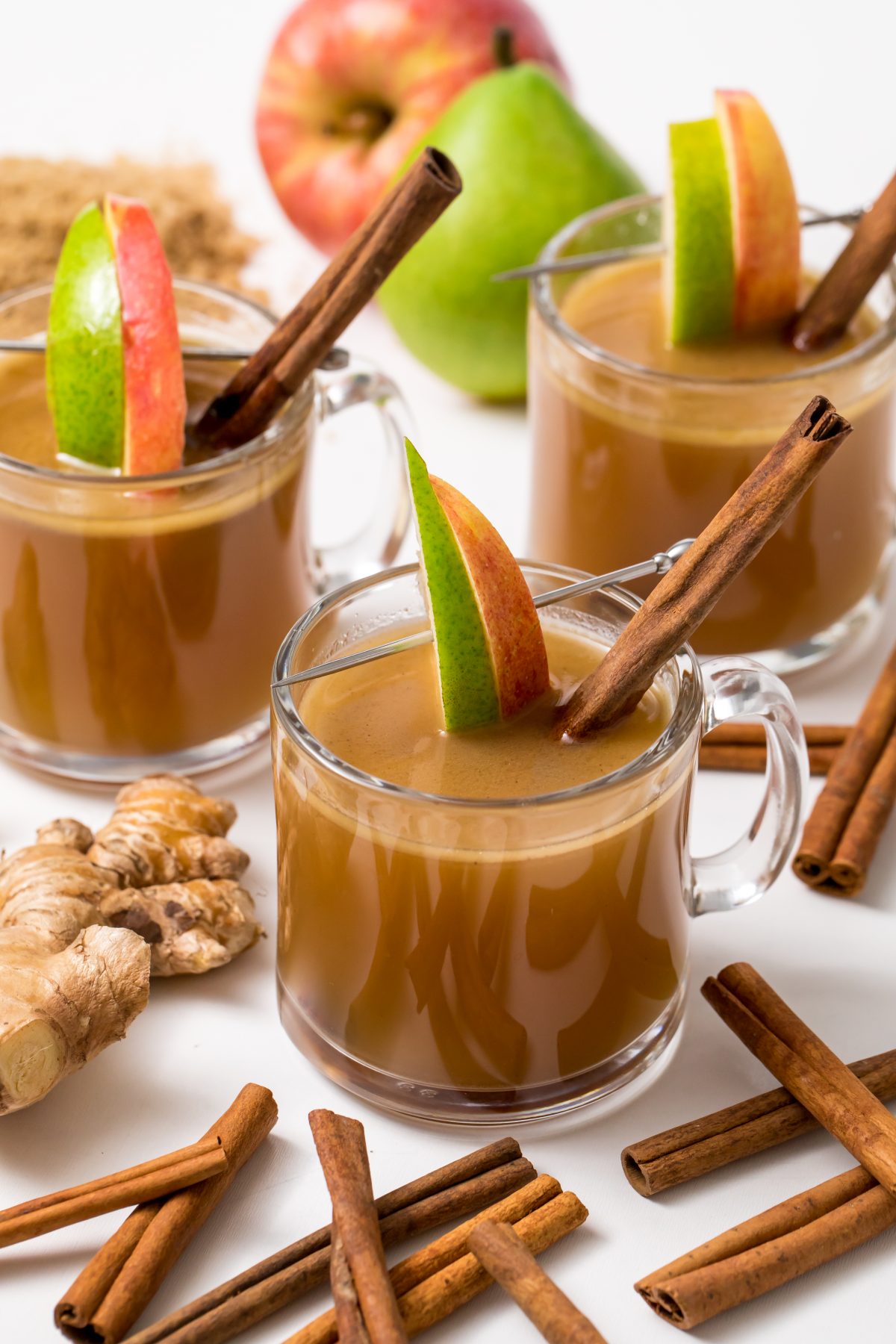 5D4B2601 - Hot Apple Cider with Buttered Rum