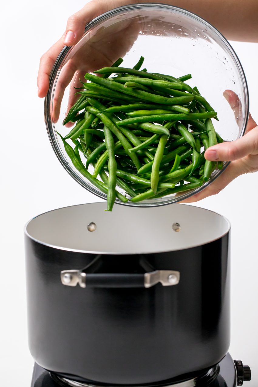 5D4B7265 - Southern Green Beans - Cook the green beans