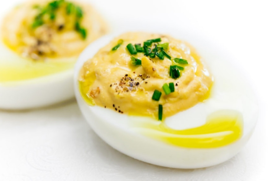 Microwave Friendsgiving recipes deviled eggs