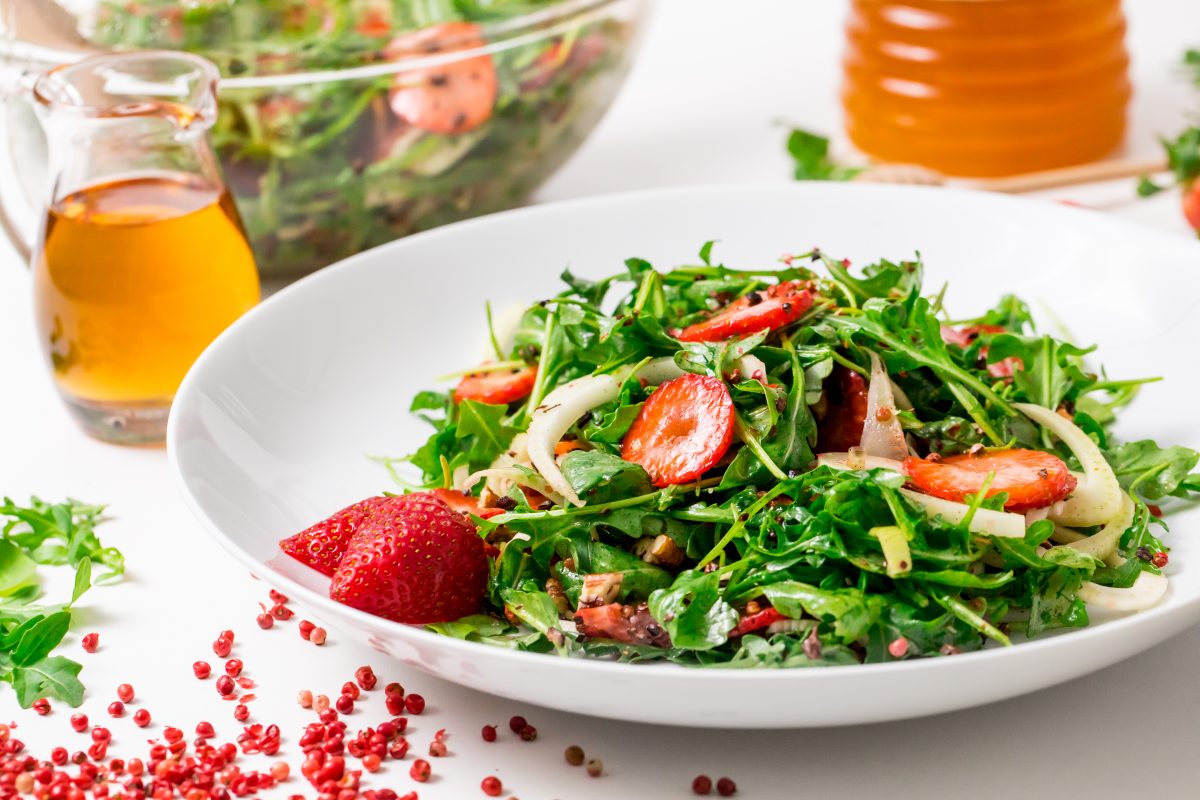 5D4B0852 - Strawberry, Fennel and Arugula Salad with Cacao Nibs