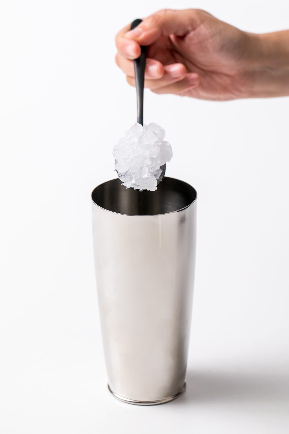 5D4B4264 - Gingersnap Martini - Add ice to the shaker