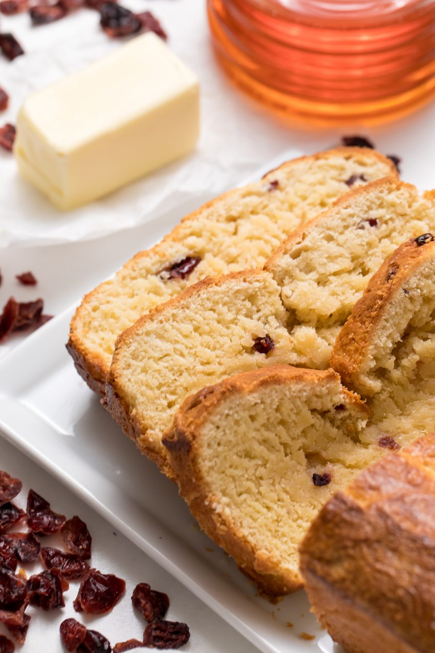 5D4B6029 - Honey and Cream Cranberry Bread - Slice and serve