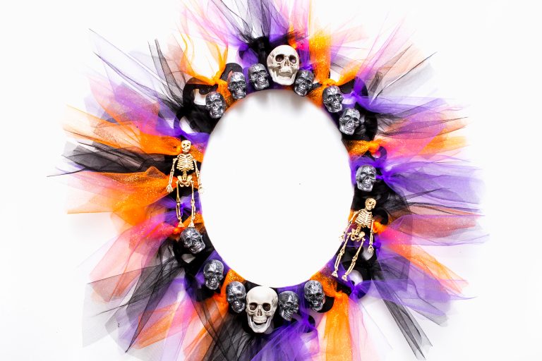5D4B6235 - Crafty Chica - Spooky Skull Wreath