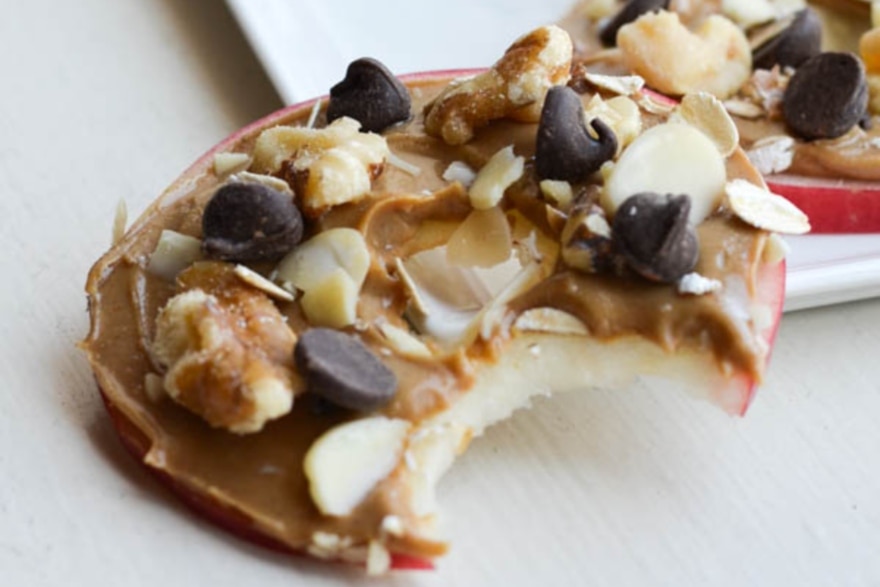 Gluten-free treats and sweets no-bake apple cookies