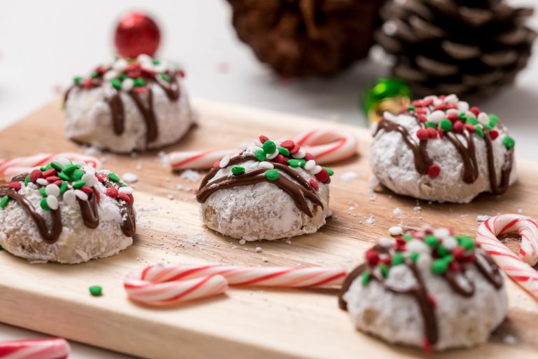 5D4B5556 - Chocolate Covered Snowball Peppermint Cookies