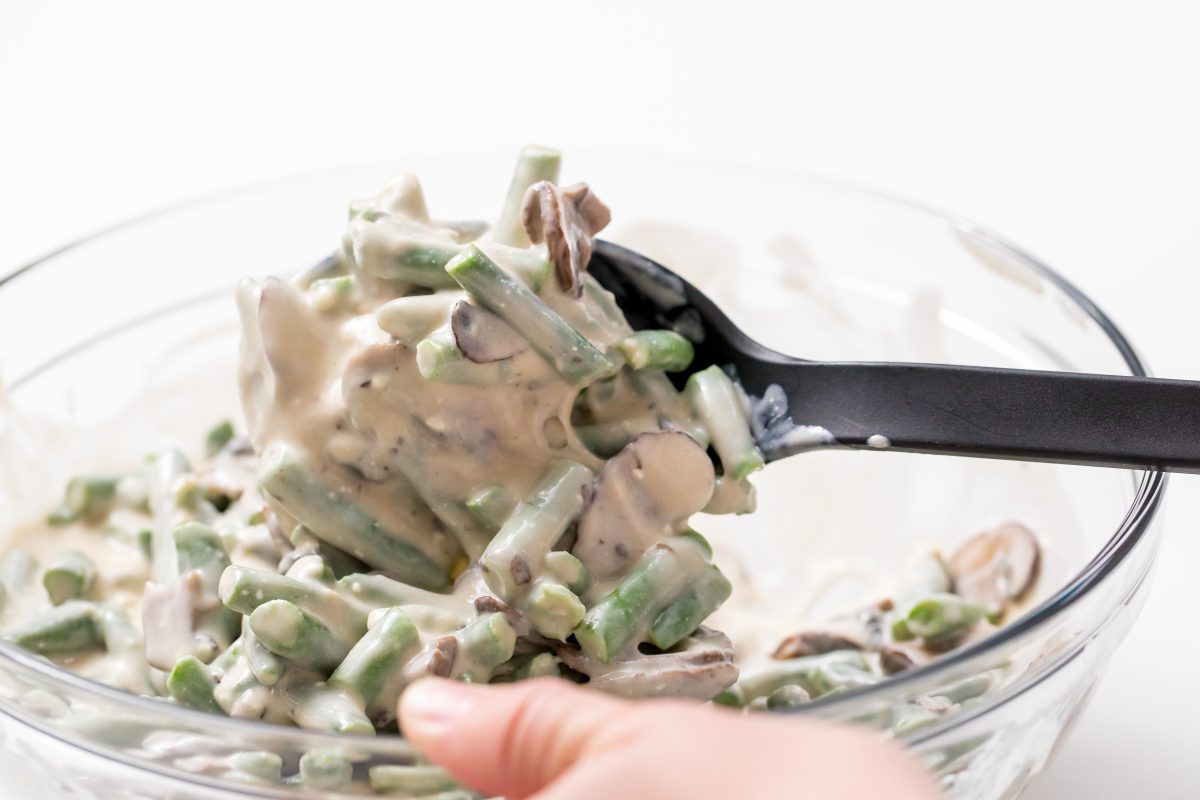 Creamiest green bean casserole - Combine the green beans and mushroom sauce