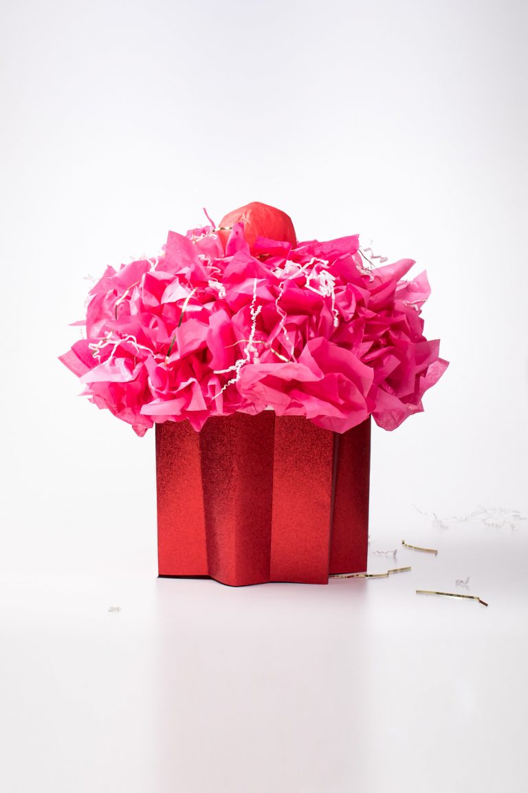5D4B8249 - Cupcake Valentine Day Box