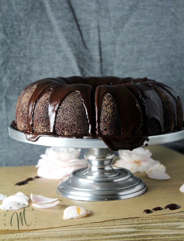 Chocolate-Stout-Bundt-Cake-with-Irish-Cream-Glaze