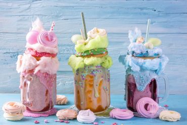 Freakshakes with donuts