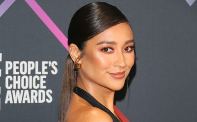 shay-mitchell-peoples-choice-awards-2018-makeup