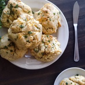 How to make Healthier Red Lobster cheddar biscuits (1)