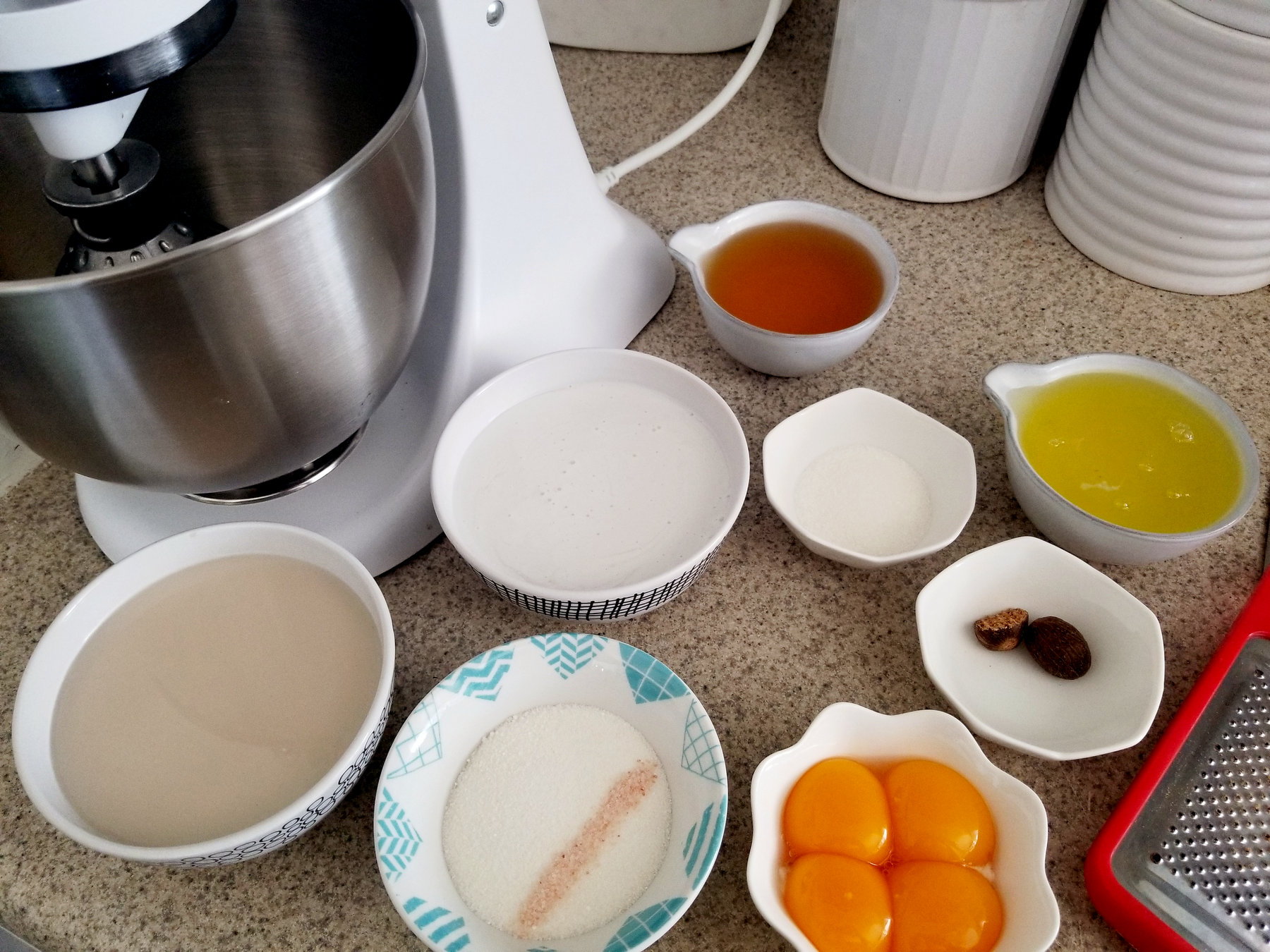 3 easy eggnog recipes Classic, vegan and keto (3)