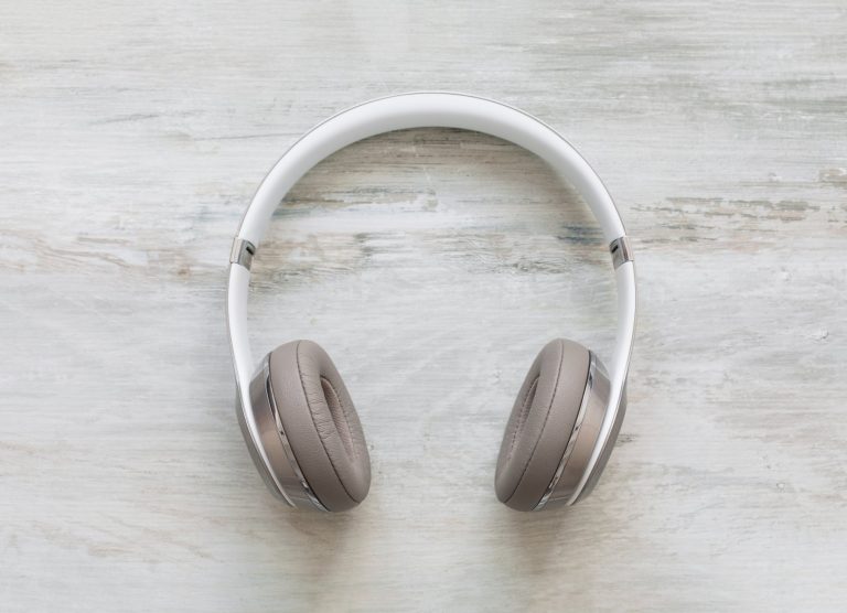 headphones destressing treatment fi